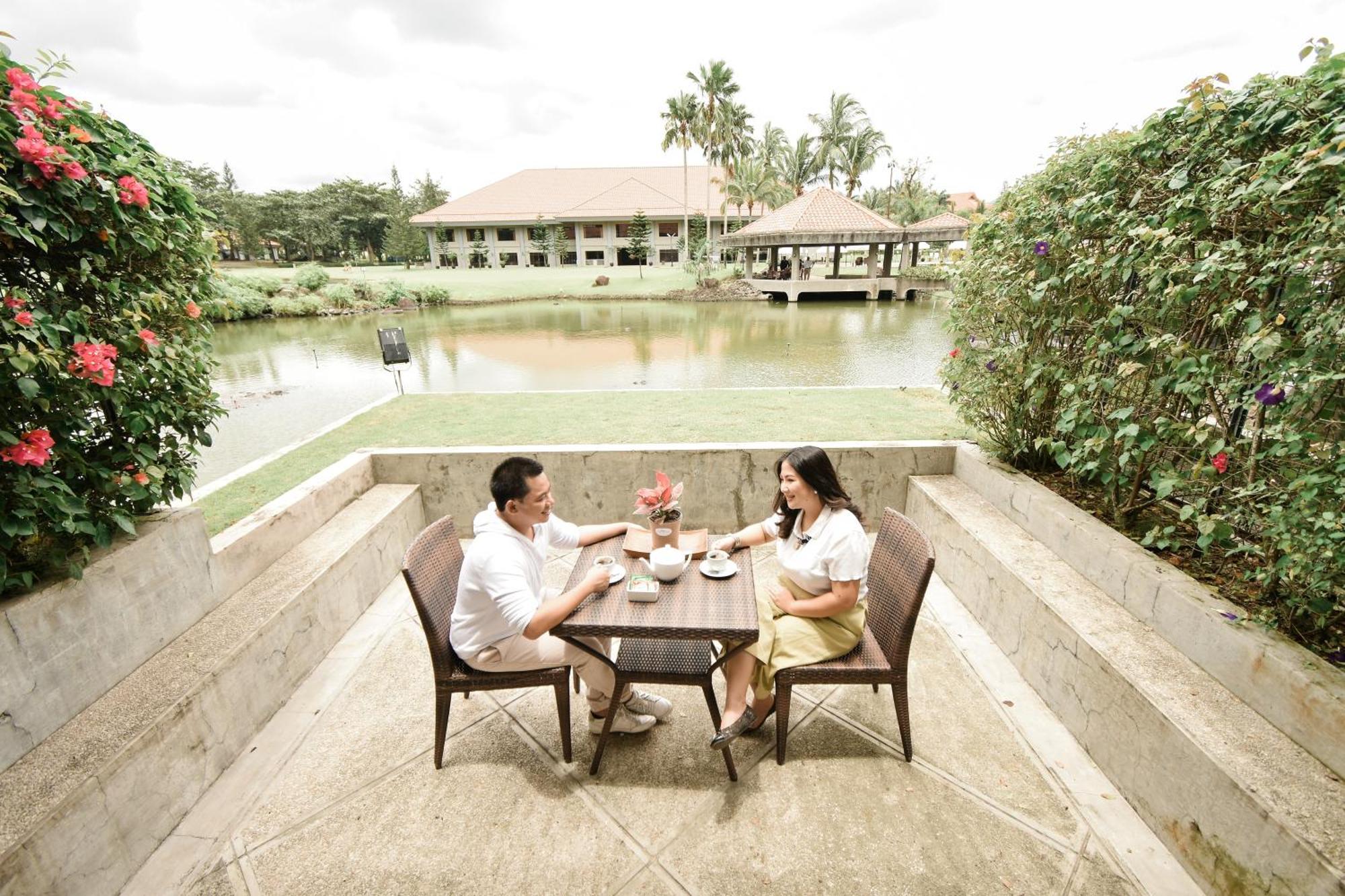 The Suites At Mount Malarayat Lipa City Exterior photo